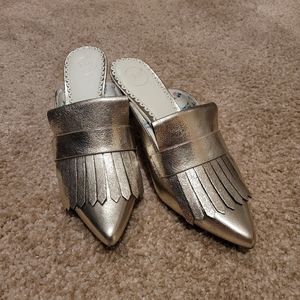 1901 Reed Kiltie gold heeled mule